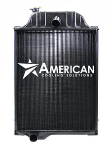 Radiatore in ottone rame AR26551 AR46438 adatto a John Deere 4010 gas e diesel - Foto 1 di 4