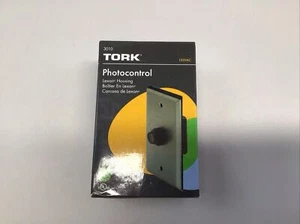 Tork Photocontrol 3010 Flush Mounting Photocontrol - Picture 1 of 6