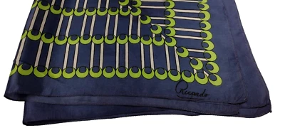Bufanda Azul Satén ARTE POP VERDE MODERNISMO Ricardo ESTILO CUBANO EXTRAVAGANTE De colección Foto 1 de 4