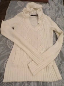 Junior Girl's Size Small Ivory Long Sleeve Hooded Blues Sweater - Picture 1 of 1