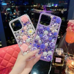 Estuche para celulares de diamantes de imitación de cristal con flores de diamantes de imitación brillantes hechos a mano para niñas - Imagen 1 de 7