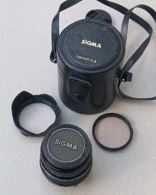 Sigma Mini-Wide 28mm, f2.8, Minolta fit lens - Image 1 of 4