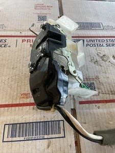 92 93 94 95 96 Toyota Camry front left driver drivers side power door latch lock - Picture 1 of 9