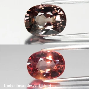 💎 2.61ct VVS Oval Natural Color Change Garnet - Unheated, Madagascar Gemstone - Picture 1 of 6