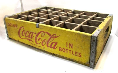 Caja de madera vintage de 24 botellas amarilla Coca Cola de los años 50 Fargo ND Moorhead MN 6 lb Foto 1 de 4