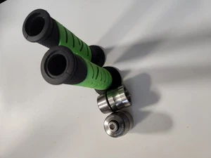 Zeta Bar Ends & ProGrip 719 7/8" Gel Grips Bundle! - Picture 1 of 5