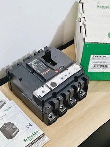 Disjoncteur micrologic 2.2 4P4d NSX250F ORIGINAL SCHNEIDER ELECTRIC LV431780 - Picture 1 of 3