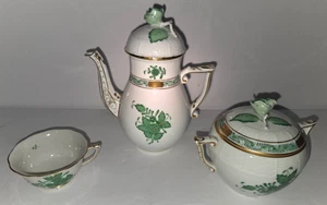 Vintage Herend Hungary Green Chinese Bouquet Tea Pot Sugar Bowl Tea Cup - Picture 1 of 17