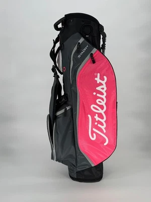 [NUEVO] Bolsa Titleist Players 4 Stardry - TB23SX2-250 (Carbón/Dulces/Negro) Foto 1 de 4