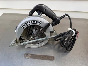 De colección. Sierra circular con cable Sears CRAFTSMAN 5-1/2 4.000 RPM 6,5 AMP con llave EE. UU. - Imagen 1 de 15