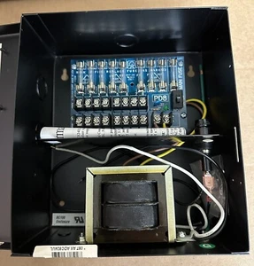 SENSORMATIC ADC824UL POWER SUPPLY 8 CAMERAS 24 VAC 3.5 AMP - Picture 1 of 1