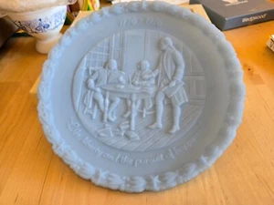 Piatto da collezione bicentenario vetro blu Fenton un ritratto di libertà 1776-1976 - Foto 1 di 9