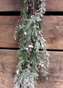 6FT Frosted Cedar and Red Berries Garland/Garland/Winter Garland/Winter Garland/ - Bild 1 von 4