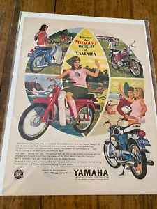 Pubblicità Moto Yamaha 1966 Vintage Scopri Il Mondo Oscillante - Foto 1 di 1