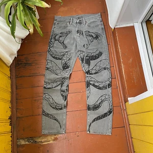 Vintage Levis denim jean pants custom big print alt grunge y2k streetwear snake - Picture 1 of 12