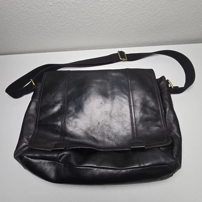 Fossil Black Leather Messenger Bag Crossbody Briefcase Work Bag Brass Hardware - Image 1 of 4