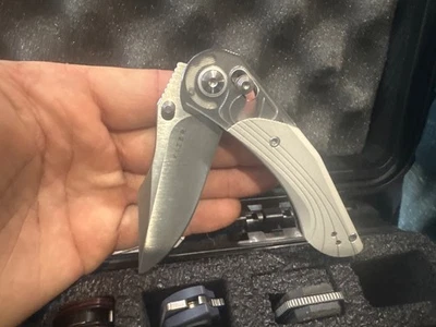 Kizer Mini Mystic Clip Point Folding Knife Nitro-V Blade Acrylic+Aluminum Handle - Image 1 of 3
