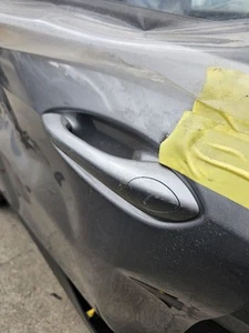 2024 CHEVROLET TRAX DRIVER SIDE FRONT OUTER DOOR HANDLE: SILVER - Bild 1 von 12