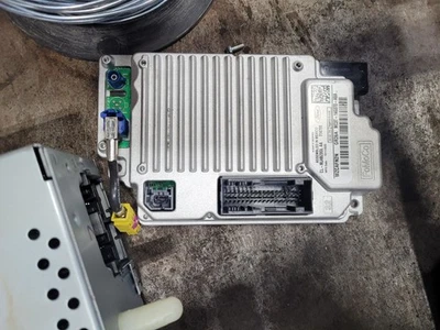 Chassis ECM Communication Sync Module Fits 21 FORD F350SD PICKUP 2053155 - Image 1 of 4