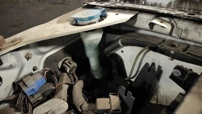 Стиральный резервуар подходит для 96-02 ISUZU TROOPER 2060338 - Изображение 1 из 2