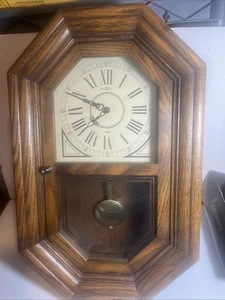 Howard Miller Chime Wall Clock 612-475 Vintage Movement Oak Wood Manual Pendulum - Picture 1 of 11