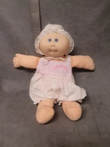 15" OOA Cloth and Vinyl Cabbage Patch Baby Doll - Picture 1 of 6
