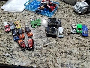 Hot Wheels Lot Of 19 Hi-Rakers Woodie & Hotrod Real Riders Adjustable Rear Used - Picture 1 of 24