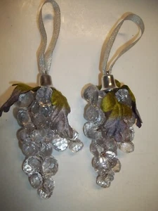 Juego de 2 racimo de uvas facetado lucite transparente MCM vintage con perchas de cinta - Imagen 1 de 5