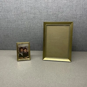 Vintage Hinged Picture Frame Brass Gold Tone Metal Tri Fold Bi Fold Lot of 2 - Picture 1 of 12