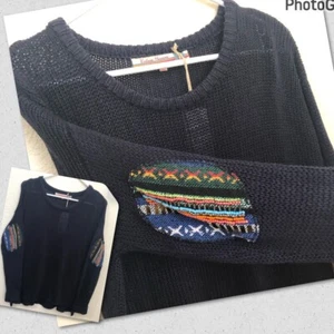 VINTAGE HAVANA Womens XL (fits small) Sweater Beaded Elbow Patch Navy Blue NWT - Picture 1 of 16