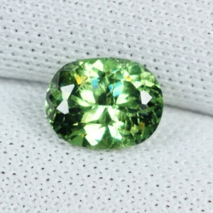 0,99 ct MEJOR GRANATE DEMONTOIDE NATURAL BRILLO SUPERIOR VERDE Ver Vdo 3231 SG - Imagen 1 de 2