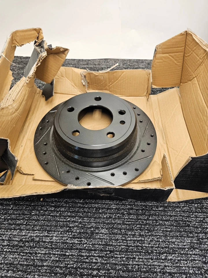 DFC 制动转子高级钻孔开槽后 633-31015R 适用于宝马 524td 85-86 — 第 1/4 张图片