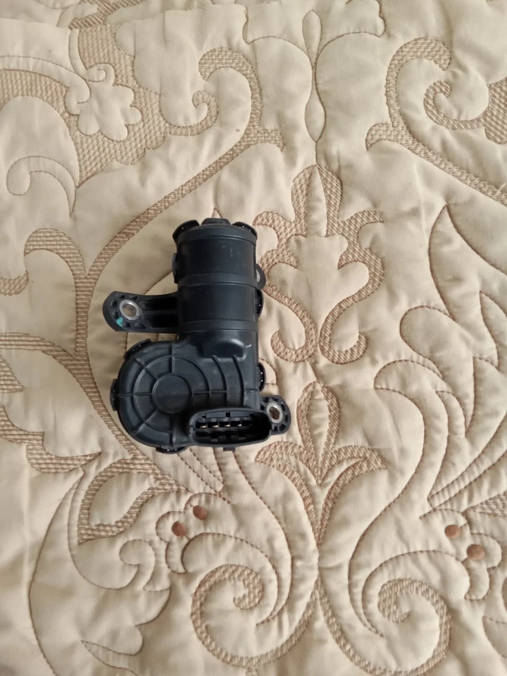 Motor VCM 28323-2E010 OEM 2014-2021 Kia Forte Soul Hyundai Elantra Veloster Foto 1 de 3