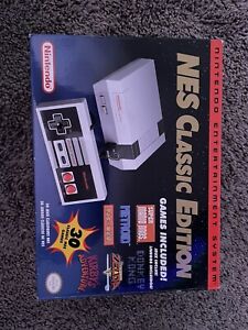 NES Classic Edition US Mini + Extra controller