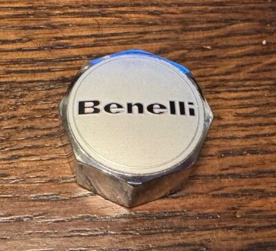 Porca superior de garfo Benelli 250cc 2C Quattro Sei 125 Panther - Imagem 1 de 2