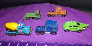Matchbox Lot of 5 80'S 2-PETERBILT KENWORTH TAILGATOR AND THE LOST WORLD TRUCK - Picture 1 of 7