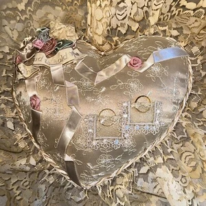 Retired Katherine's collection Wedding Ring Bearer Pillow Wayne Kleski NWT - Picture 1 of 19