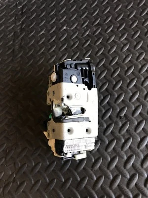 Jeep Compass 2007-2013 Year Rear Left Door Lock Mechanism P04589419Ad - Image 1 of 4