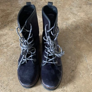 Stuart Weitzman Womens Metermaid Velvet Lace-Up Booties Black Size 6M - Picture 1 of 11
