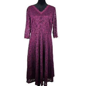 Womens Elegant Floral Lace Midi Dress Size L 3/4 Sleeves & Scalloped V-Neckline - Picture 1 of 12