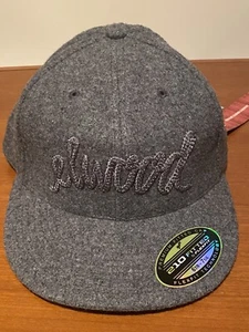 Brandneu mit Etikett Elmwood 210 tailliert von Flexfit Mütze Größe S/M 6 7/8-7 1/4 grau - Bild 1 von 8