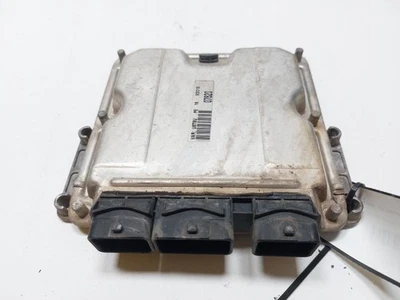0281010815 CENTRALINA MOTORE ECU BOSCH FIAT SCUDO (222) 2.0 JTD 8V MAN 109CV 200 - Immagine 1 di 4