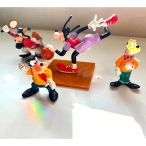 Vintage Goofy Lot, Disney Collectibles, Plastic Figurines, Basket Ball, Tennis - Picture 1 of 6