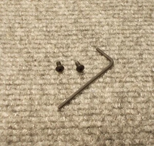 Cobra, Bearman Derringer Grip Screws & Allen Wrench for Big / Long Bore Black - Picture 1 of 2