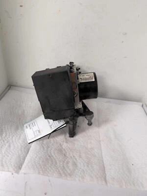 2014 Mercedes BENZ C250 ABS Brake Pump Module A1724314212 - Image 1 of 4