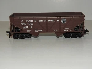 HO scale SOUTHERN PACIFIC #41816 TWO BAY WOODEN HOPPER - Picture 1 of 6