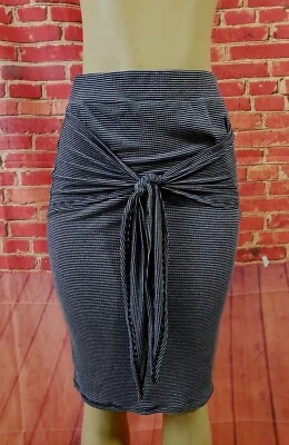 Falda para mujer Loveappella azul marino y blanco a rayas hasta la rodilla talla pequeña? Foto 1 de 4