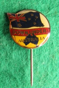 * AUSTRALIA DOWNUNDER BADGE/PIN ORIGINAL MOUNT WITH PIN #CAM08 - Picture 1 of 5