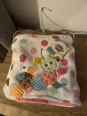 Cobertor de bebê Taggies Caterpillar bolinhas rosa novo - Imagem 1 de 4