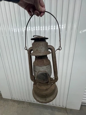 Vintage Loc Nob Lantern 12-4-23 - Image 1 of 2